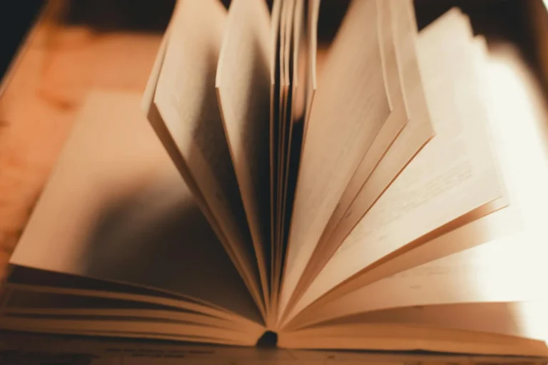 Reading Habits That Stick: How to Finish More Books
